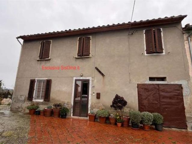 TRTF MONT 230W Montecarlo LU – Rustico con Oliveta: un rifugio esclusivo tra le colline in Calsse B