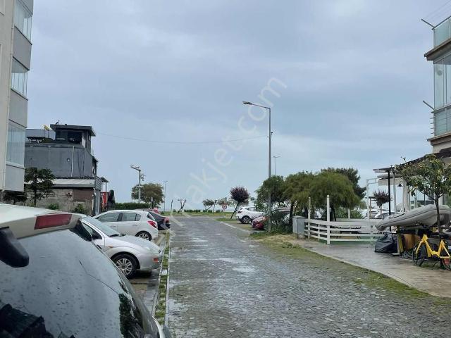 Truva Onur Gündüzcü'den Sahilde Kiralık 2+1 Daire