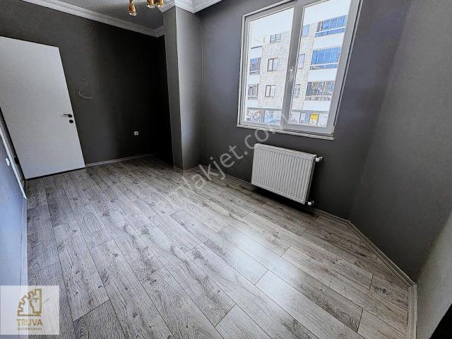 Truva/ Onur'dan Salon Mutfak Ayrı Full Krediye Uygun Geniş 2+1