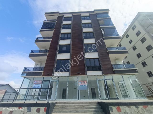 Truva/ahmet'ten Atakum Alanlı Ana Cadde Temiz Kiralık 1+1 Daire