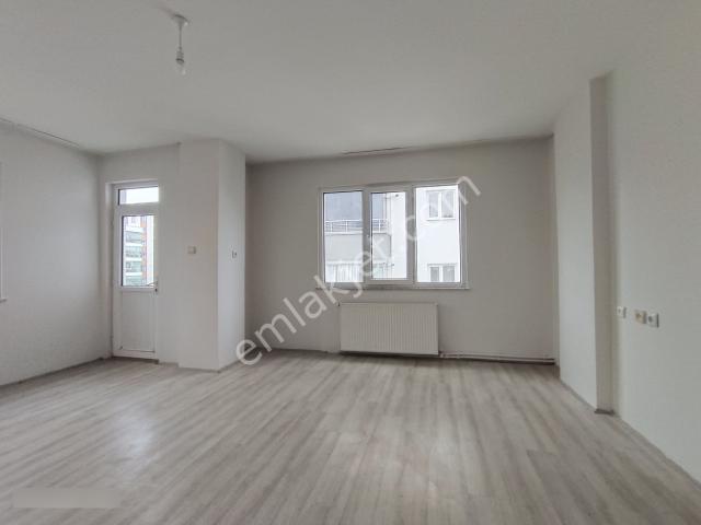 Truva/ahmet'ten Atakent Tramvay Durğında Uygn Fiytlı Kiralık 3+1