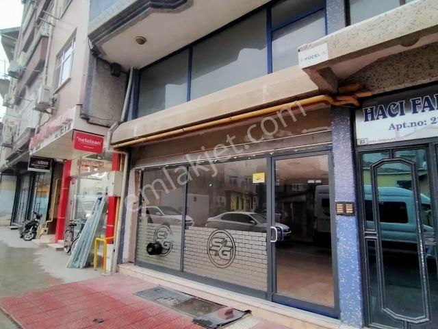 Truva/bafra Cumhuriyet Caddesi'nde 550m² 3 Katlı Kiralık Dükkan