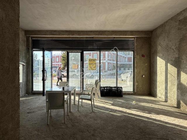 Truva/selim Dağhan'dan Canik Şehri i Bahçe'de Satılık İş Yeri