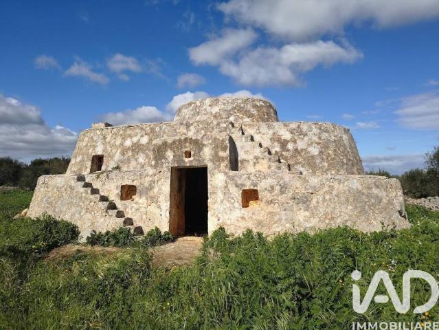 Rustico/casale/corte in vendita a Ostuni
