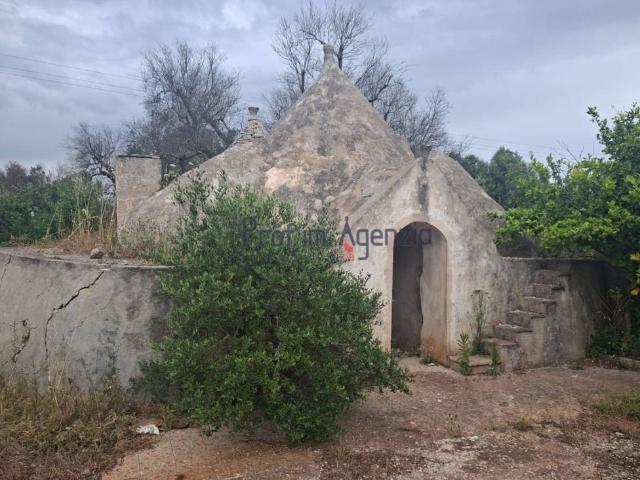 Trullo in vendita a San Vito dei Normanni