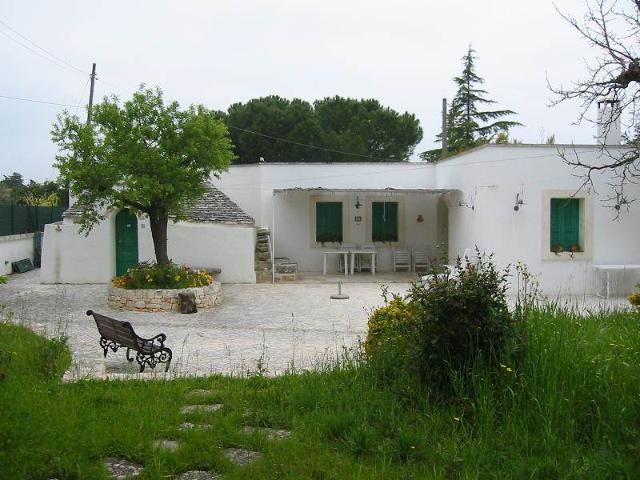 Trulli in affitto a Putignano Bari zona Agro di Putignano