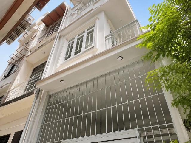 Trung tâm ba đình – lô góc 2 thoáng – dân xây – gần lăng bác – 45m² – 4 tầng – mt 4m – 262tr/m²