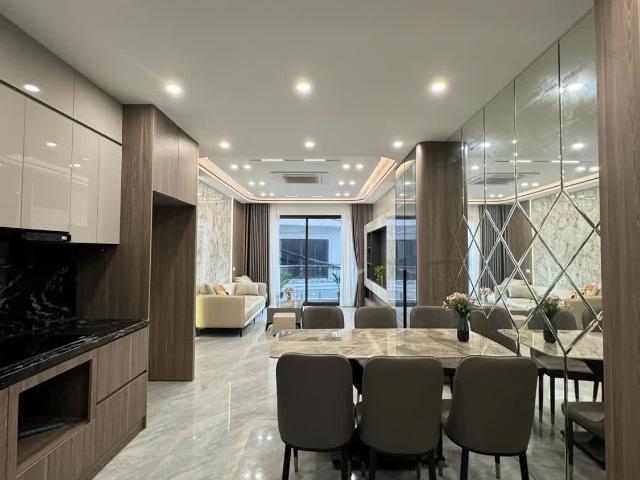 Trung Tâm Phố Bồ Đề 58m2, 6t, Gara 2 Ô Tô, Sống Sang Cạnh Phố Cổ Nhỉnh 18 Tỷ