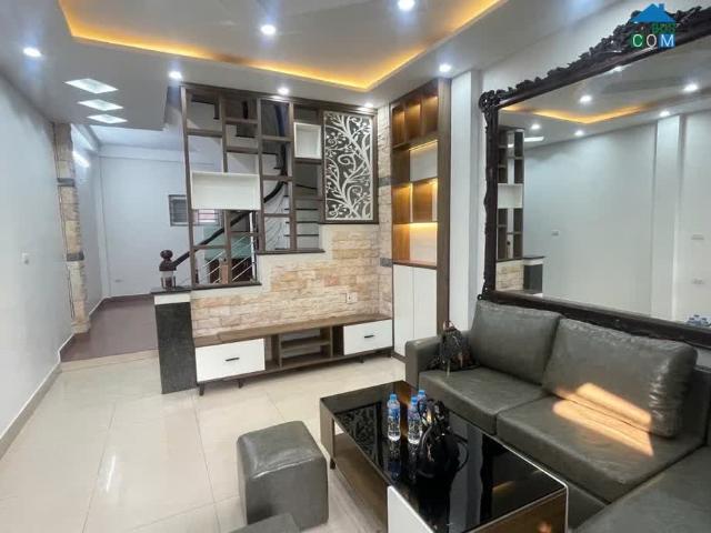 Trung tâm Thạch Bàn Nhà dân xây 2 thoáng 43.5m2 chỉ 5.8 tỷ