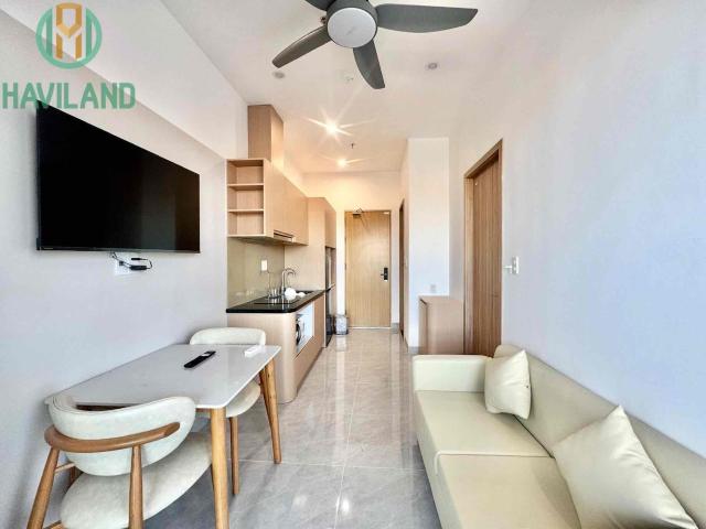 ⚡ TRUONG QUANG DUOC – NGU HANH SON | MODERN 2BR APARTMENT – PRIVATE WASHER & DRYER – NO PETS   ✨ Location: Truong Quang Duoc St, Ngu Hanh Son District Great location, safe, and peaceful neighborhood Unit Layout: 2 Bedrooms 2BR, modern, spacious, and cozy design Amenities: Fully furnished, equipped with a private washer & dryer inside the unit. Strictly NO PETS allowed ️    