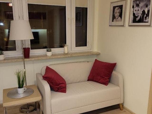 Trzypokojowe przy Górnośląskiej 47 m²