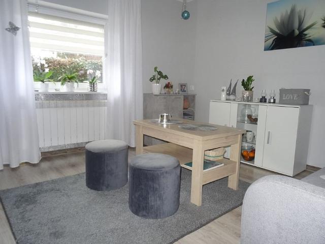 Trzebnica, PÓŁNOCNE OBRZEŻA TRZEBNICY, GARAŻ OGRÓD, 100 m2