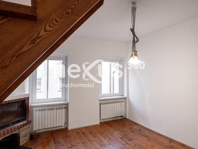 Trzebnica, rynek Rynek, 56 m2