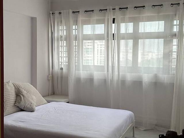 Two common rooms at 60 new upper changi road for rent! Aircon wifi!