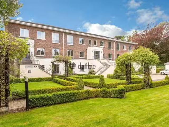 Two Bed Apartment, Cannon Place, Herbert Road, Dublin 4 is for.
