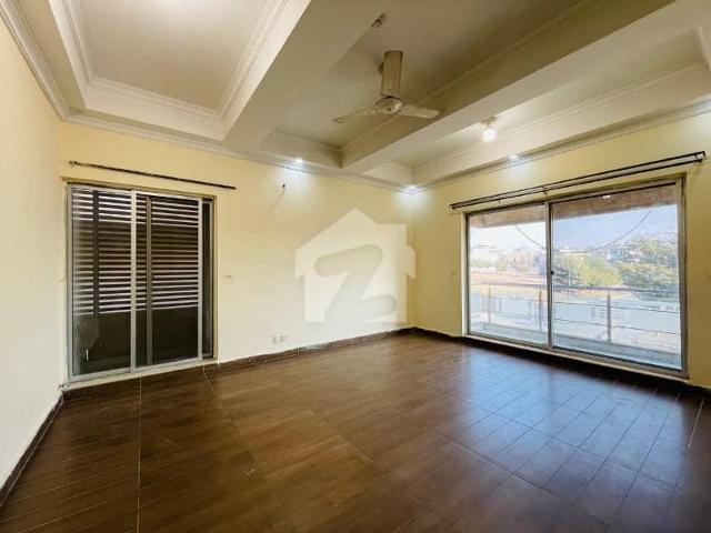 Two Bed Flat In DHA 1 Business Bay Sec F