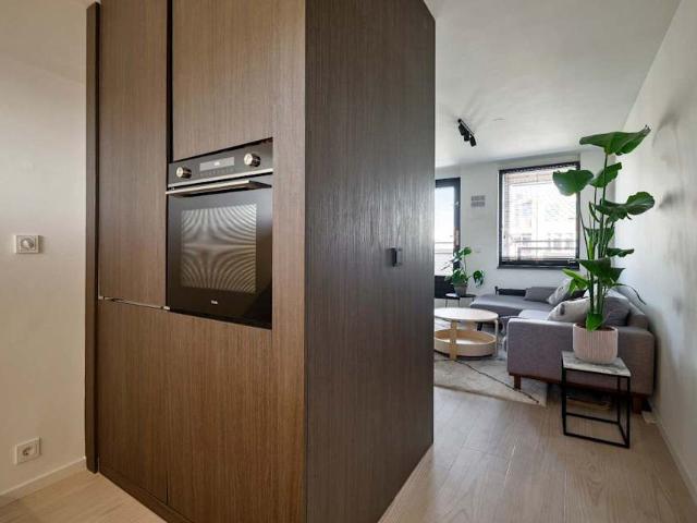 Two Bedroom Temporary Accommodation — Amsterdam — Terrace