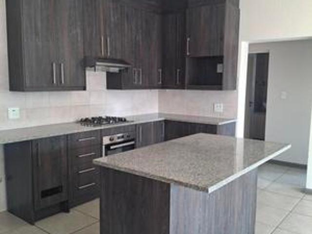 two bedroom top floor apartment to let