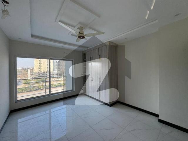 Two Bedroom Unfurnished Apartment For Rent