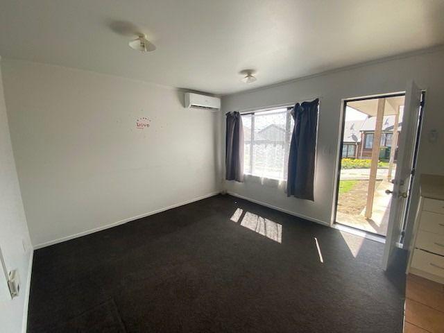 Two Bedroom Unit Hamilton Central