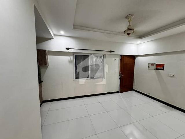 Two Bedroom Apartment Available For In Capital Residencia