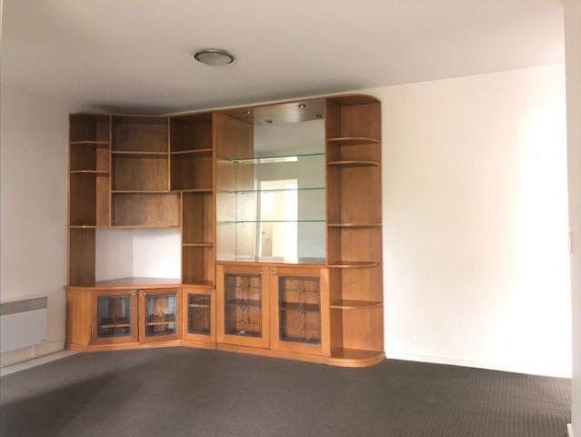 Two bedroom apartment in a quiet Thornbury