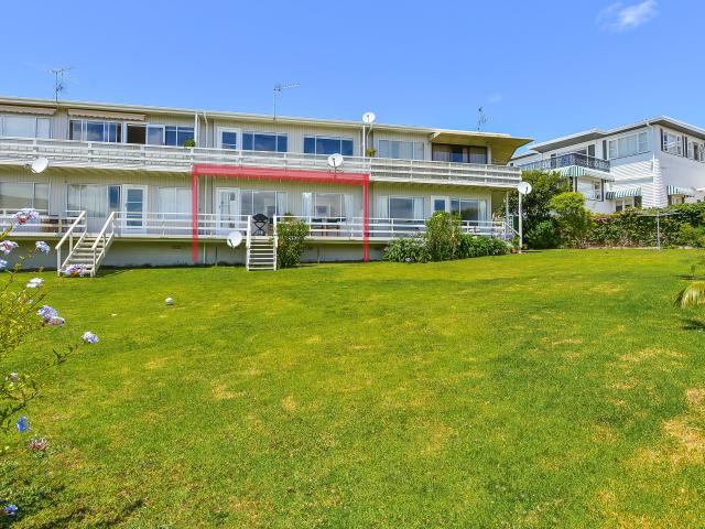 Two Bedroom Apartment in Mission Bay