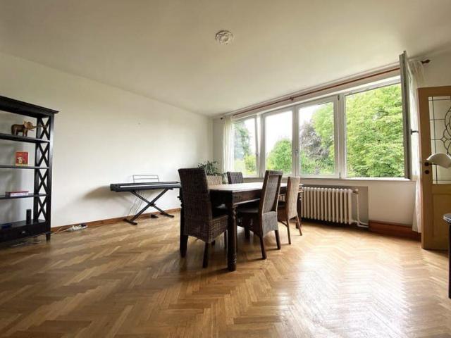 Two bedroom apartment with garage and parking space