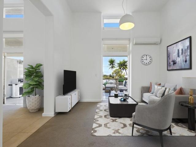 Two Bedroom Ground Floor Apartment With bEach Lifestyle