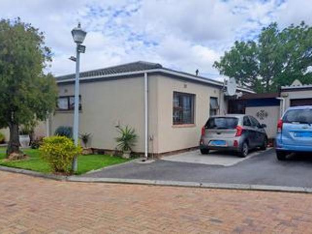 two bedroom home with excellent location!