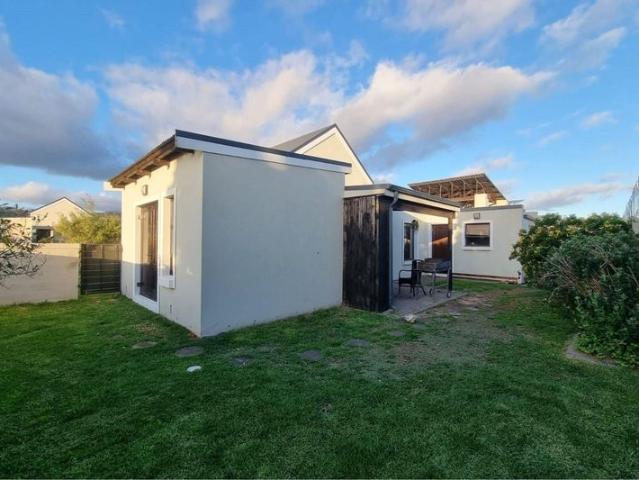 Two Bedroom Investment Property or Starter Home In Complex