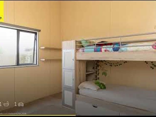 Two bedroom standalone house in Westbrook