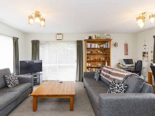 TWO BEDROOMS CENTRAL