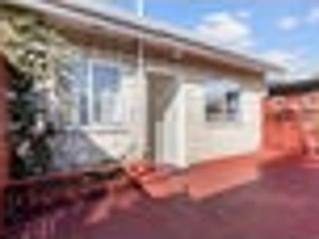 Two Bedrooms Plus Study—Brick & Tile Gem in DGZ