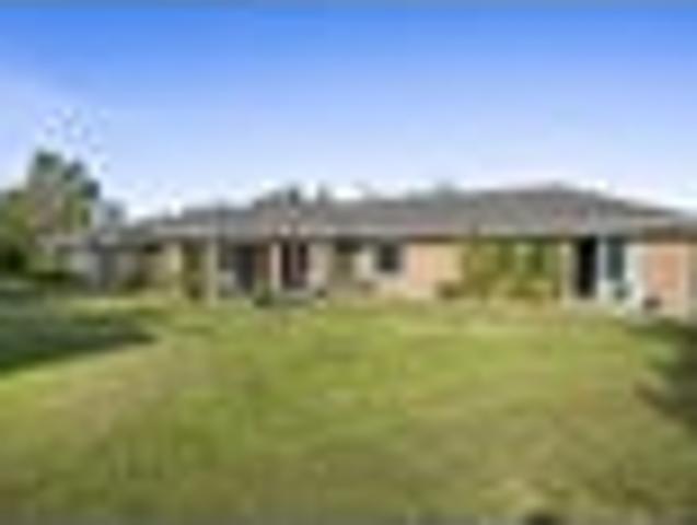 Two Dwellings Extended Family/Income Potential