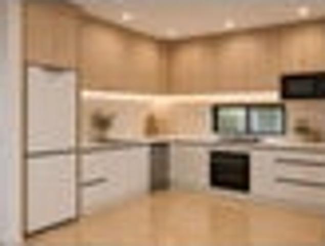 Two Ensuites, Walk to school and mall