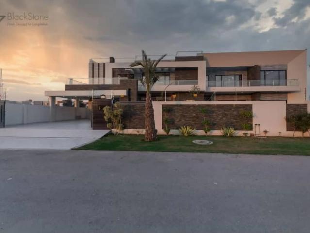 Two Kanal Beautiful House Available For Sale Lahore DHA Phase 6 ID 79427