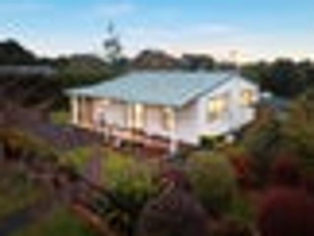 TWO HOMES, SHED & THREE MINS TO TOWN