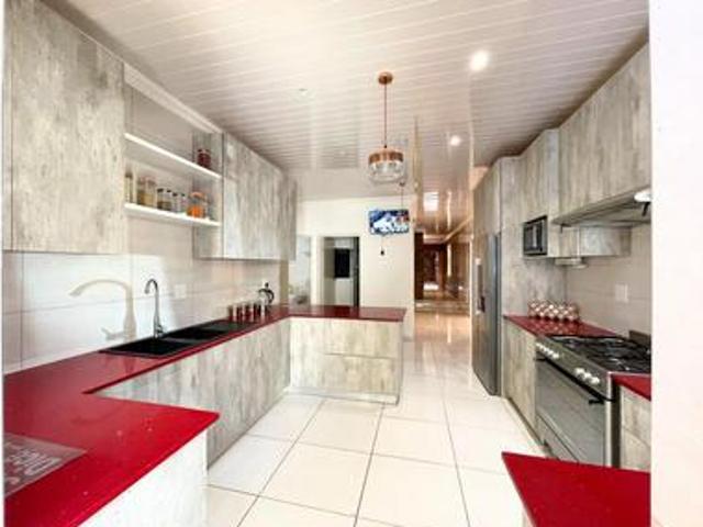 two homes, ten bedrooms, endless pos.