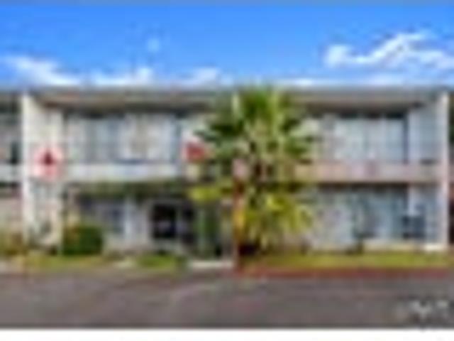 An Inviting Ground Floor Unit in Mt Albert