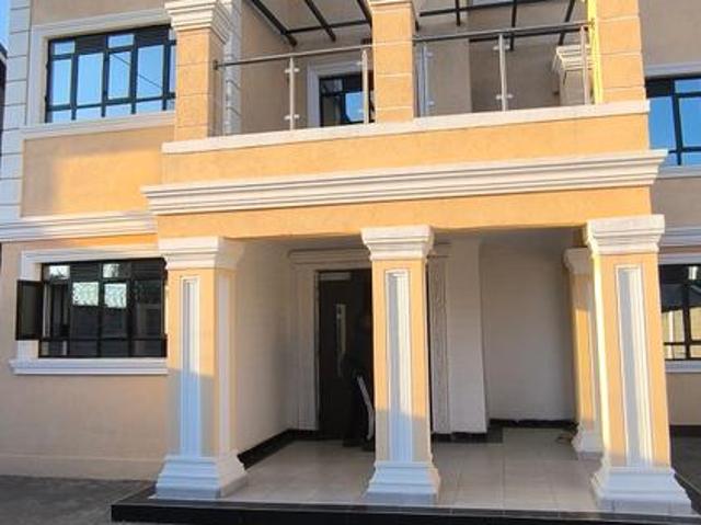 Two In One, 7 Bedroom Townhouse at Kenyatta Road