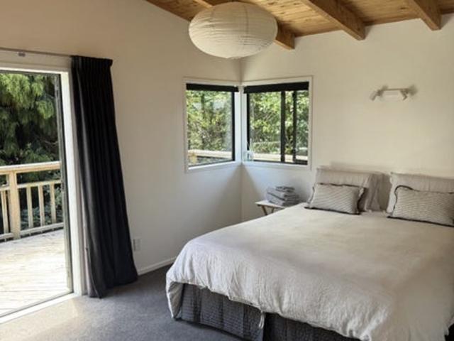 two mile bay, 3 bedrooms