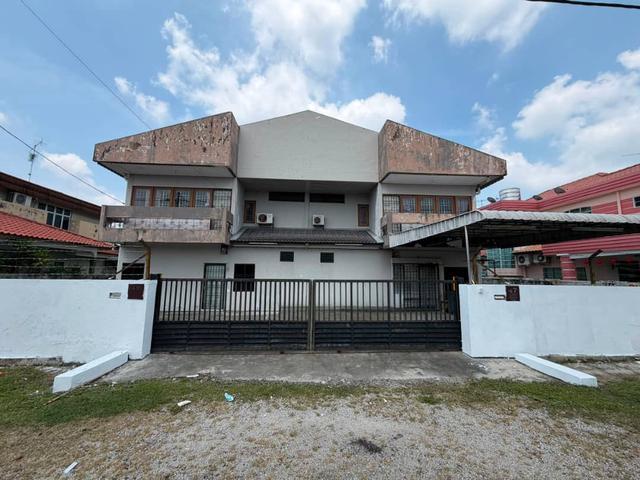 Two semi detached houses for rent