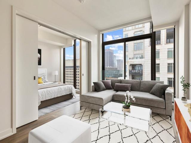 Two St. Thomas 2 Bedroom Apartment for Rent at 2 Saint Thomas St, Toronto, ON M5S 2Z1 Bay Street Corridor
