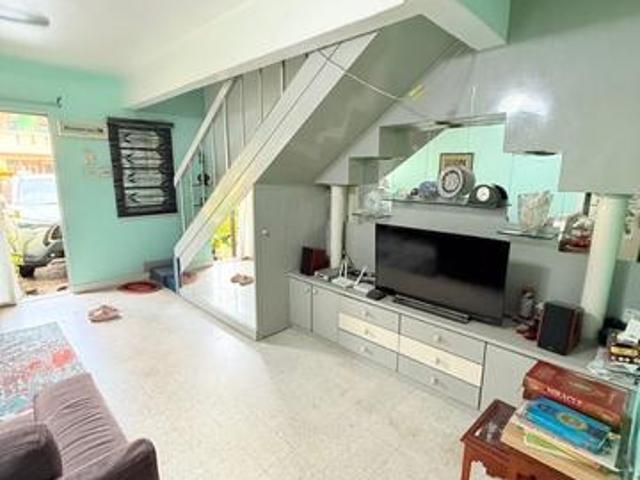 Two storey compact house in SS19 Subang Jayagood condition