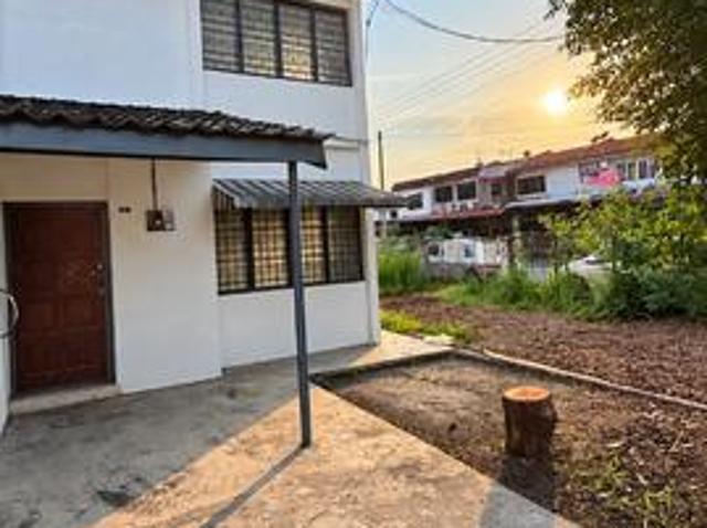 TWO STOREY CORNER LOT Taman Bersatu Simpang Pulai IPOH
