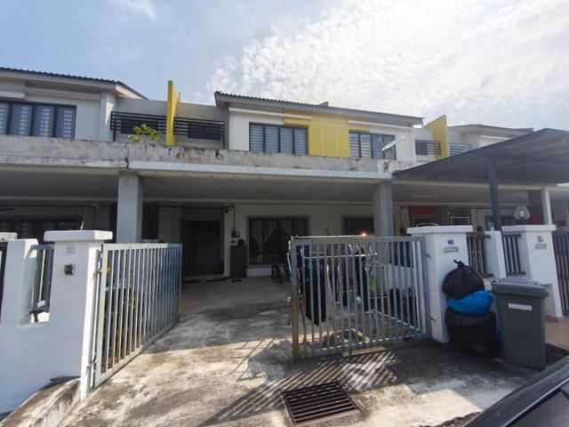 Two Storey Terrace House FREEHOLD Semenyih Parklands