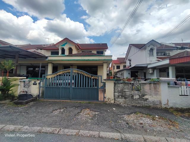 Two Storey Terrace House Sale in Taman Lapangan Melodi