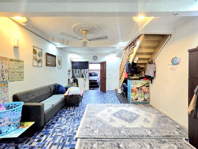 Two Storey Terrace Taman Tasik Tambahan