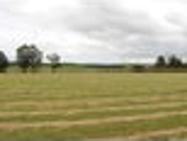 Two Titles, Quality Soils, Sought after Location